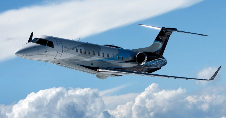 Embraer Legacy 600 large cabin private jet